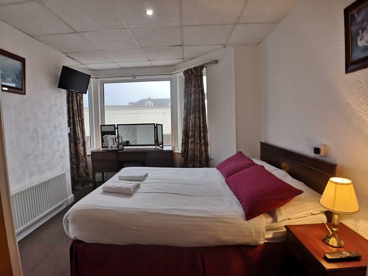 The Hopton Hotel Blackpool Exteriör bild